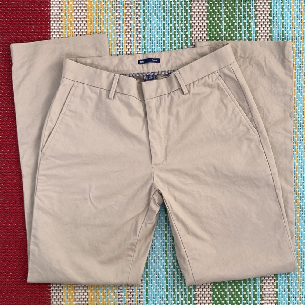 GAP 30x32 VGUC khaki dress pants, straight fit